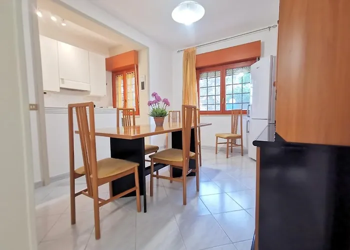 Duci Duci 4 アパート *